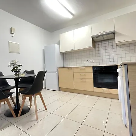 Aurora - Apartmán Ayia Napa